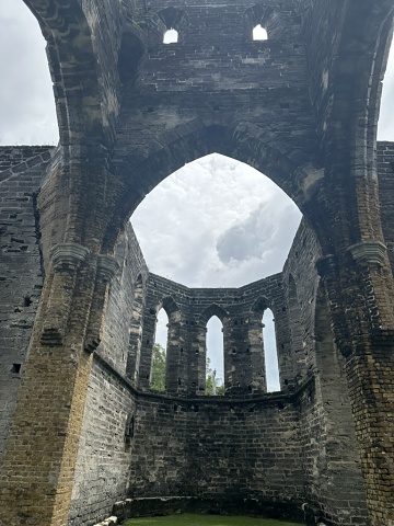 A8CDA716-8DAF-44DA-8A93-44D3F30A469E 1 105 C