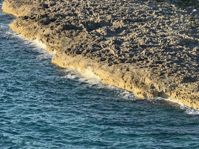 CF7671B3-68F9-4A01-8BB9-547301D4AC8B 1 105 C