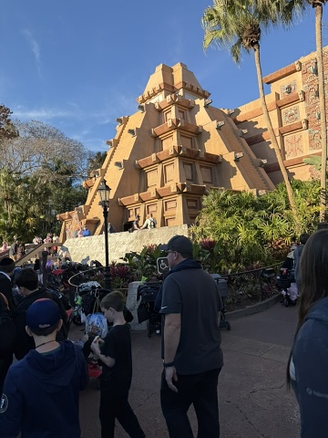 E8A784FD-A4BB-471D-8201-08905D971750 1 105 C